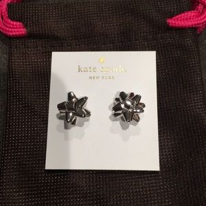 Brand new pair of Kate Spade bow earrings